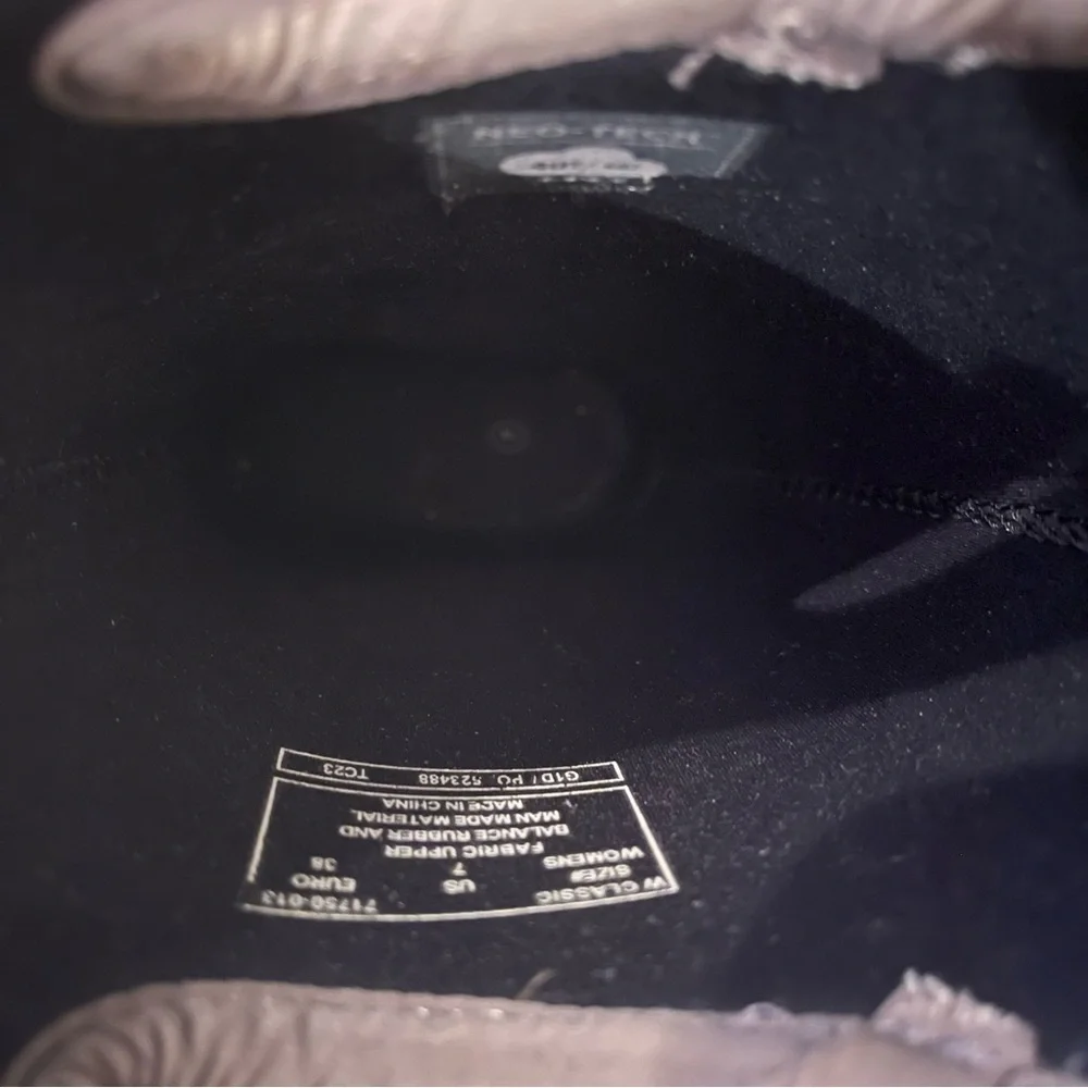 Bogs 14” floor